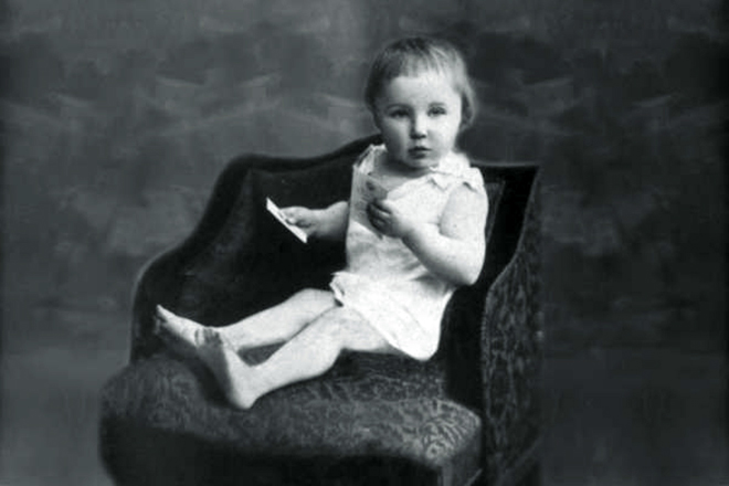 Детское фото Марины Цветаевой