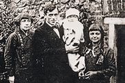 Марина Цветаева с мужем и детьми, 1925 год