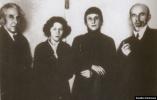 Георгий Чулков, Мария Петровых, Анна Ахматова, Осип Мандельштам. Москва, 1934 год.