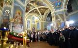 275px-Vladimir_Putin_in_Pokrova_Church_(Turginovo)_04